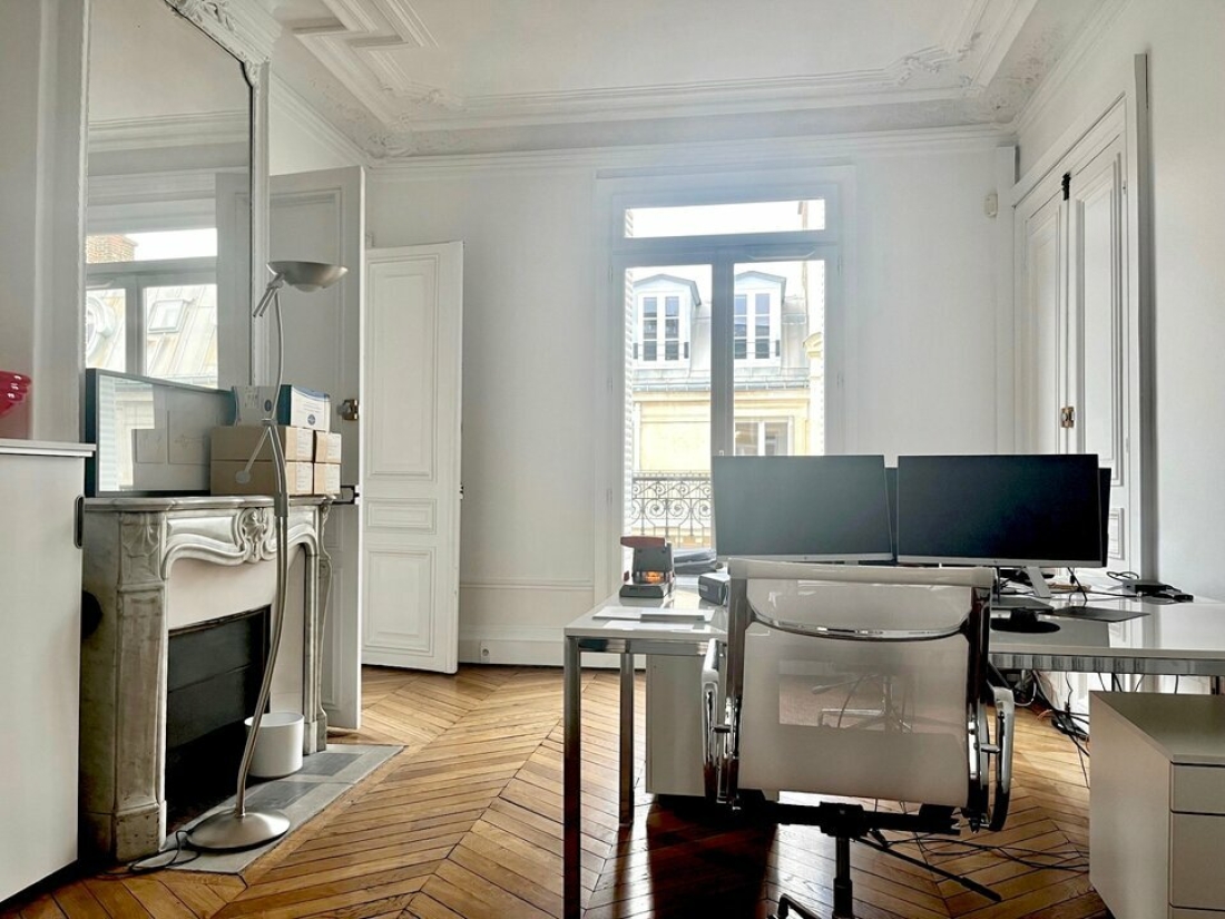 Photo 3 – location bureaux	PARIS (75008)