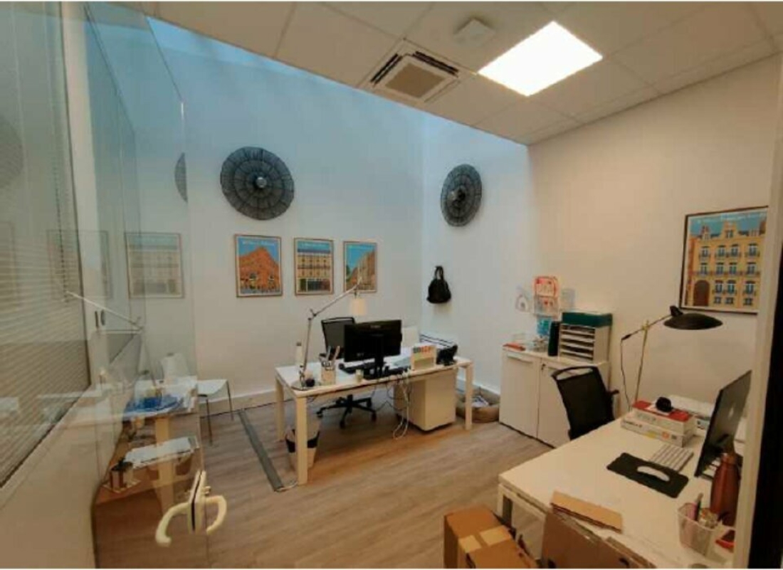 Photo 11 – location bureaux	PARIS (75008)