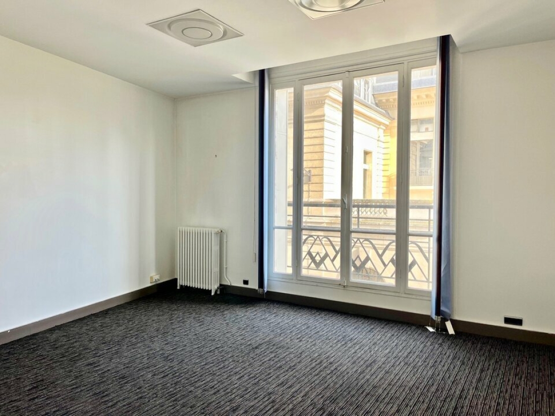 Photo 9 – location bureaux	PARIS (75008)