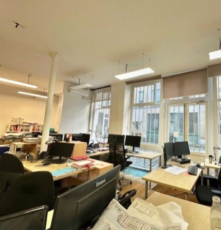 Photo 1 – location bureaux	PARIS (75011)