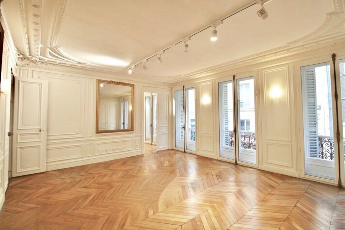 Photo 1 – location bureaux	PARIS (75009)