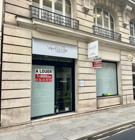 Photo 1 – location commerce	PARIS (75008)